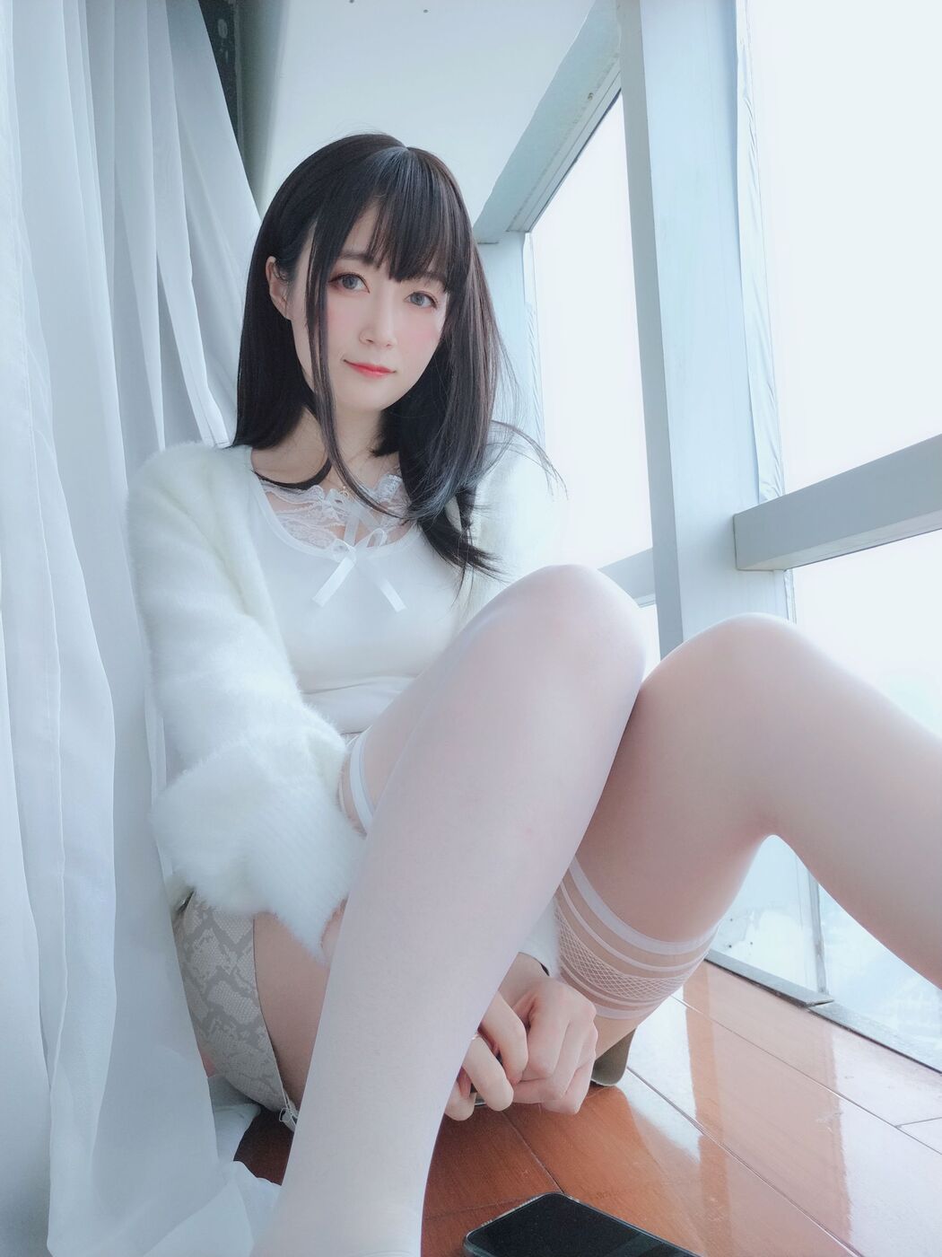 [COS Welfare] Miss Coser Silver - White Lace