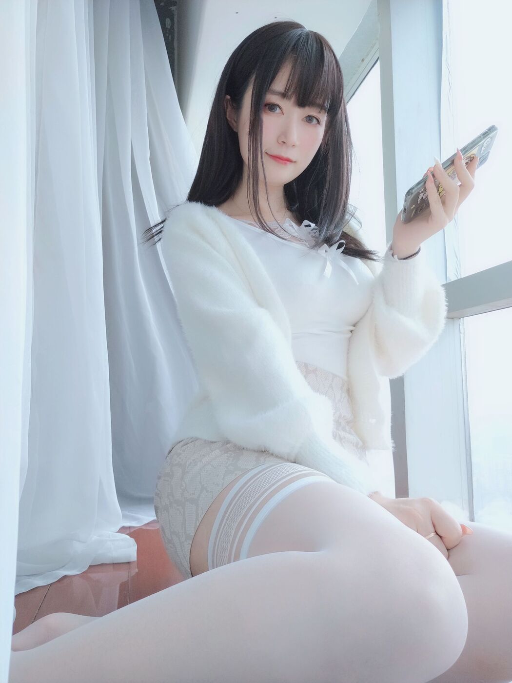 [COS Welfare] Miss Coser Silver - White Lace