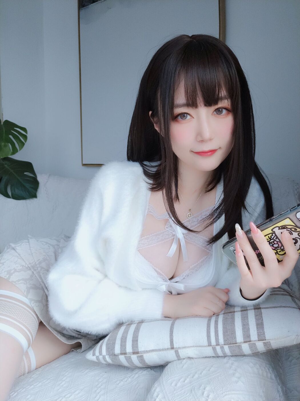 [COS Welfare] Miss Coser Silver - White Lace