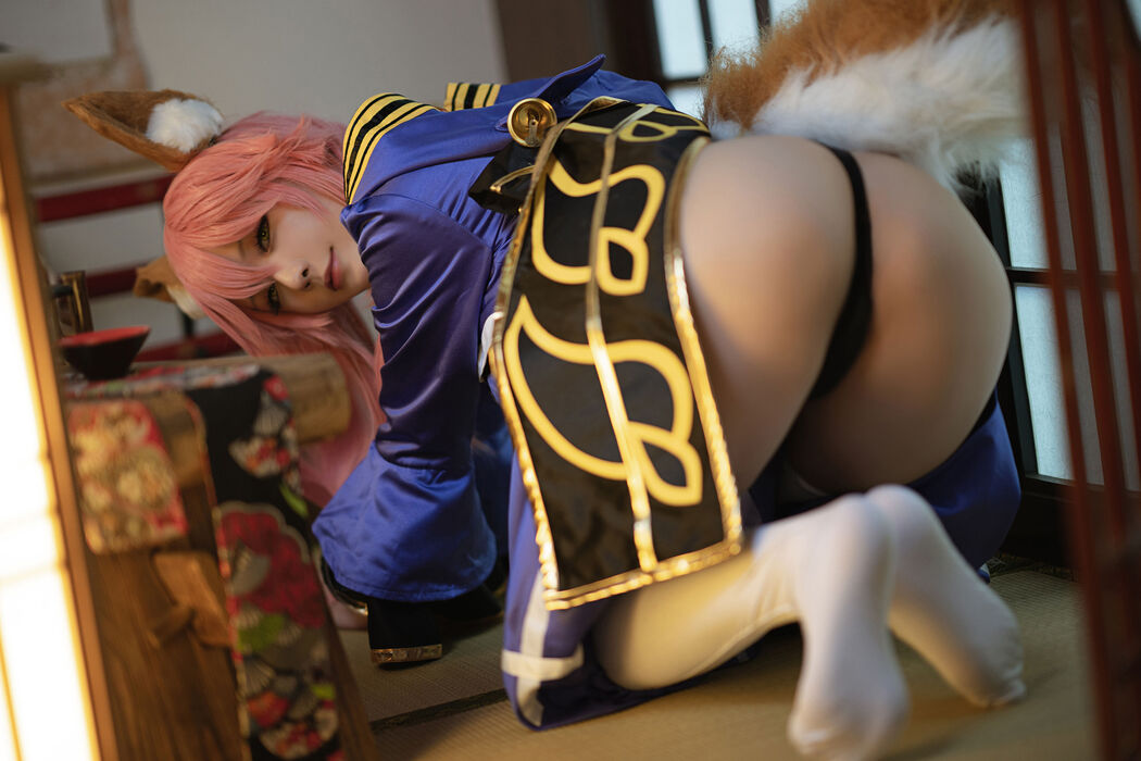 [COS Welfare] Miss Coser, Xing Zhichi - Master 様 "The loyal dog in front of Tamamo is ready to go"
