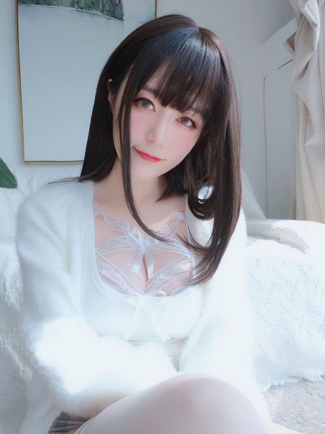 [COS Welfare] Miss Coser Silver - White Lace