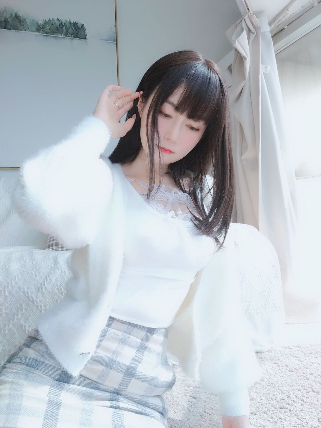 [COS Welfare] Miss Coser Silver - White Lace