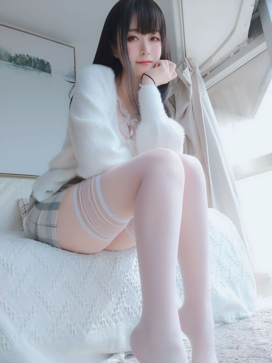 [COS Welfare] Miss Coser Silver - White Lace