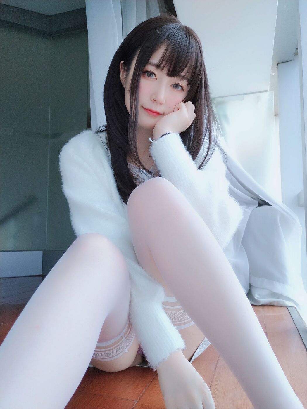 [COS Welfare] Miss Coser Silver - White Lace