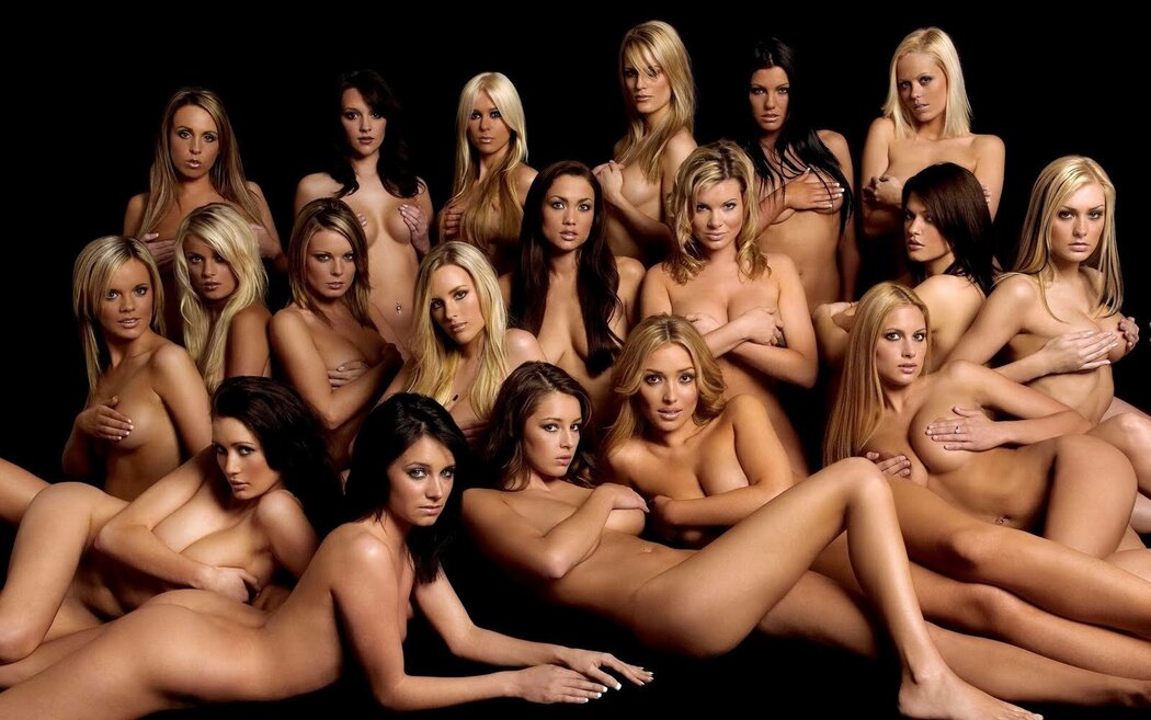 Lots Of Naked Women