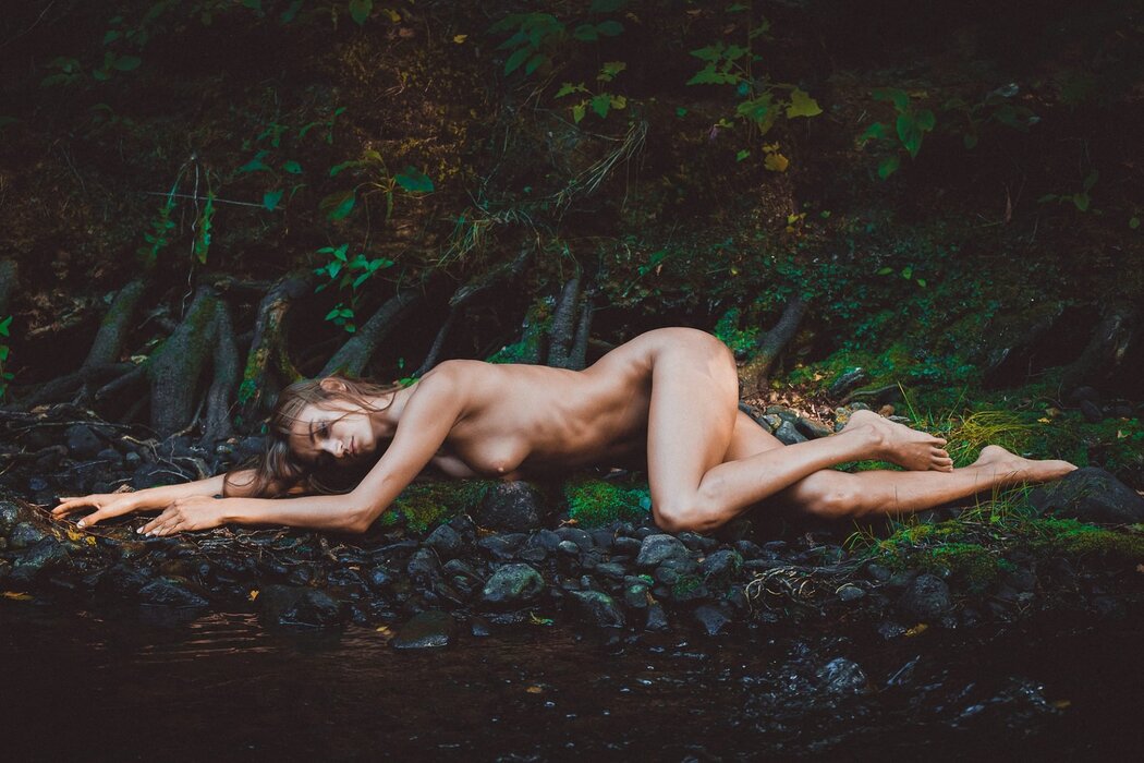 Naked Women In Nature