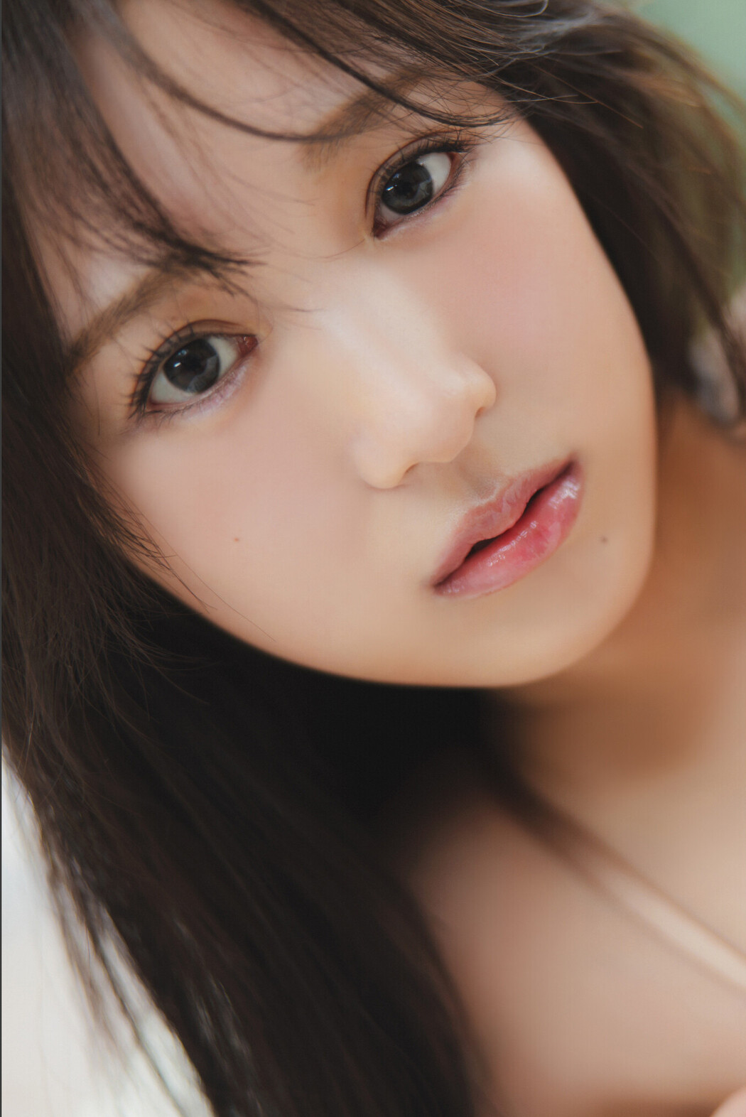 Sumire Yokono 横野すみれ, FRIDAYデジタル写真集 『悪魔的に小悪魔ッ!』 Set.03