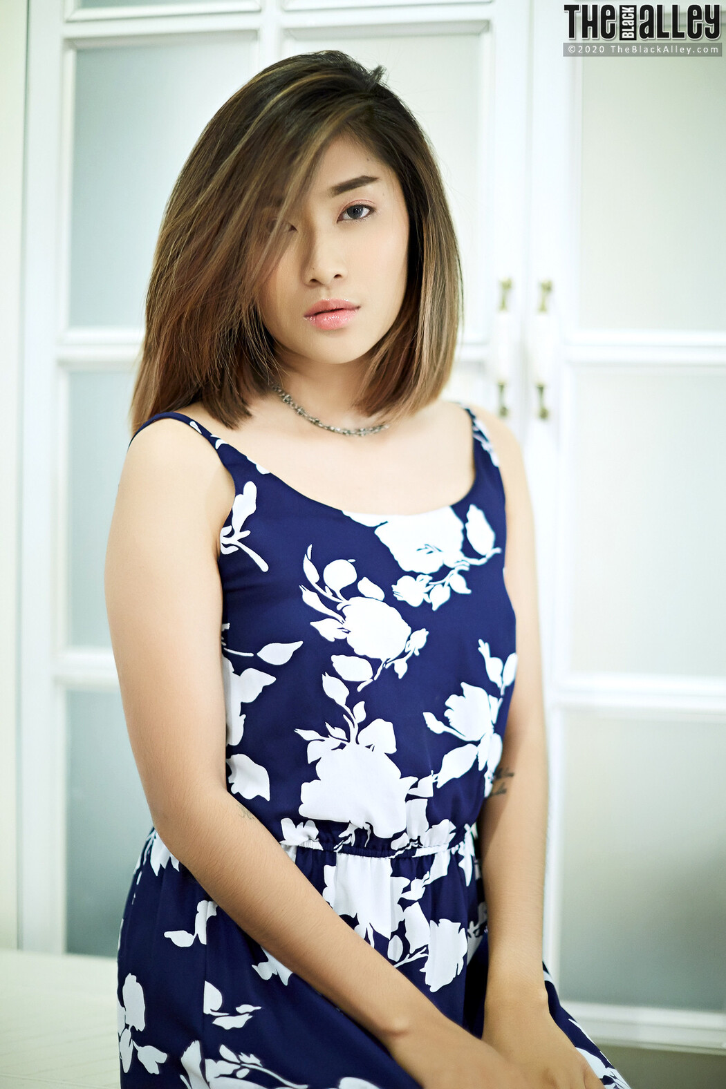 Apple The Black Alley Photobook Set.85