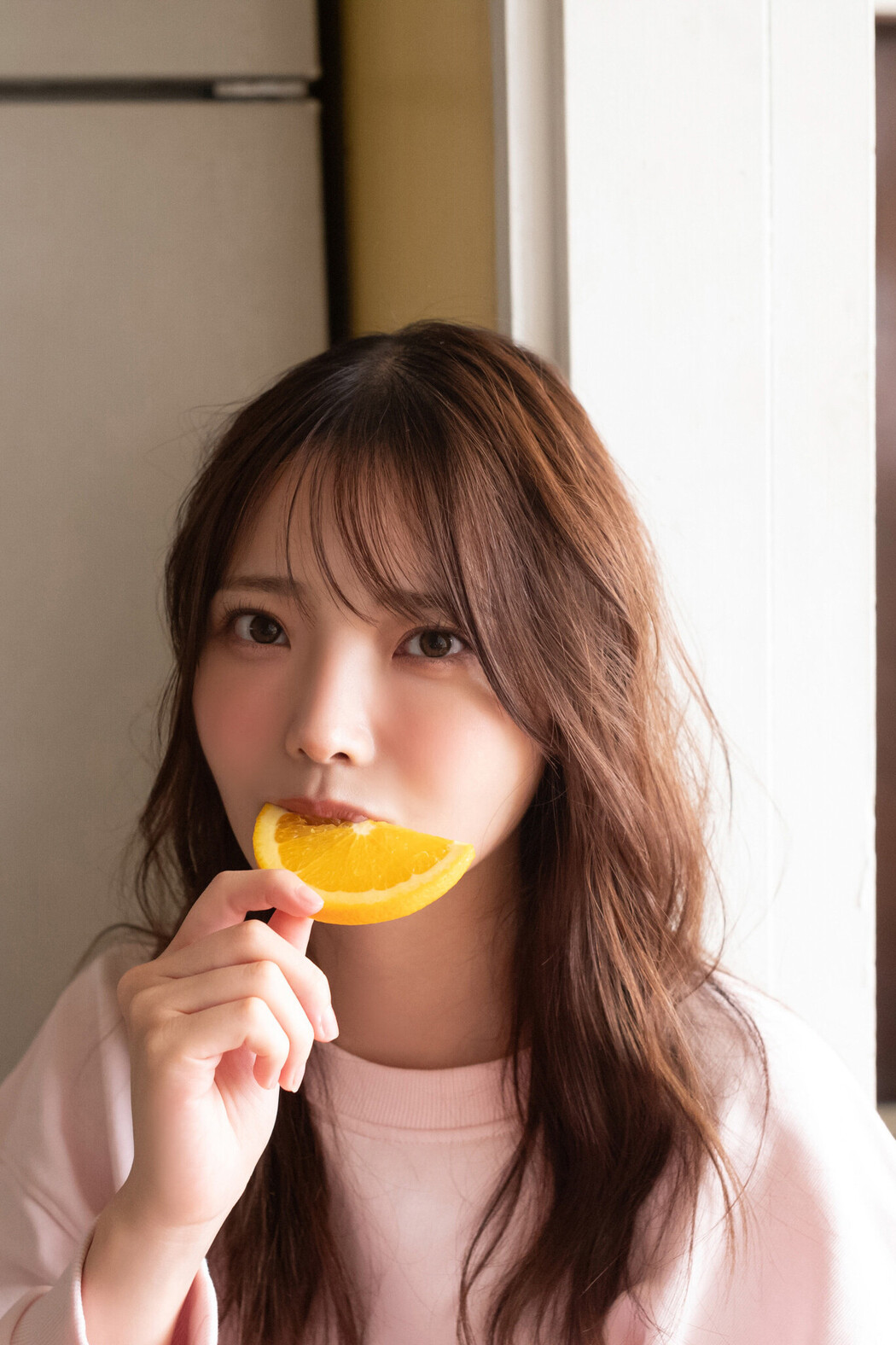 Araya Himeka 新谷姫加, FRIDAYデジタル写真集 「Holic」 Vol.02