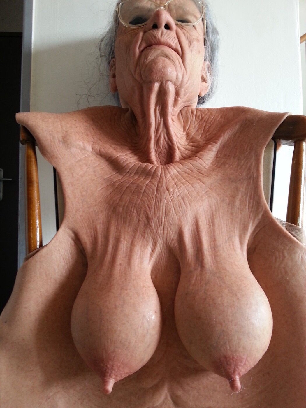Dangling Old Ladies Tits