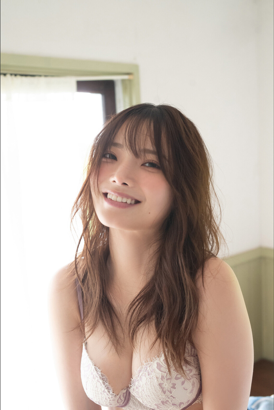 Araya Himeka 新谷姫加, FRIDAYデジタル写真集 「Holic」 Vol.02