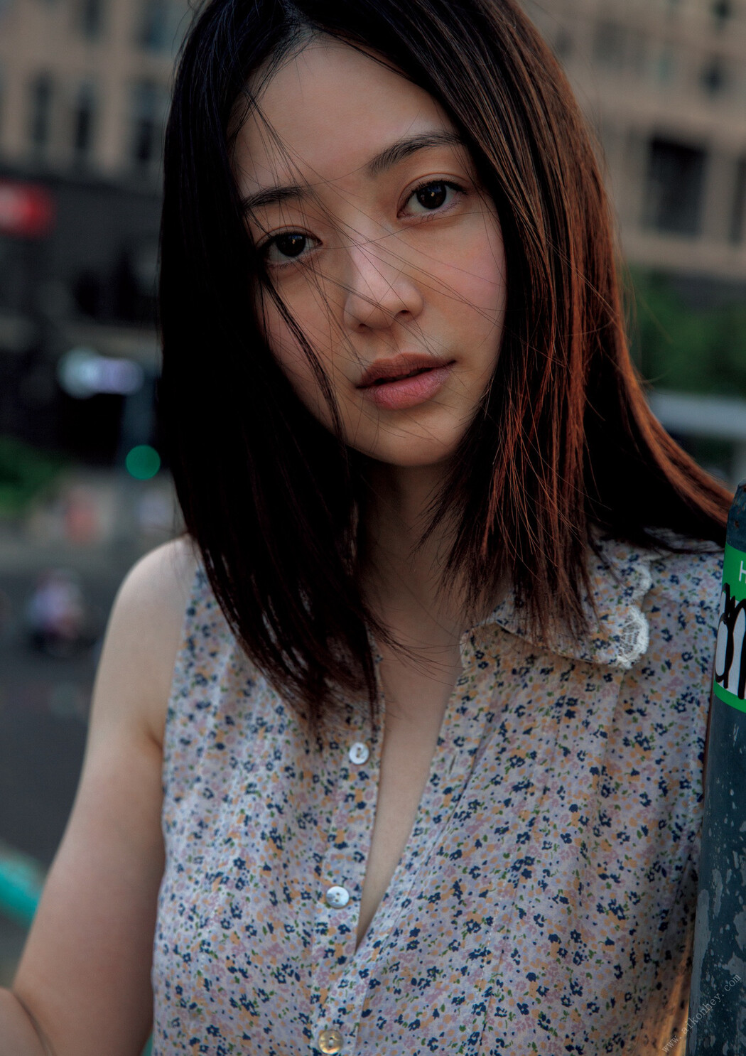 Rina Aizawa 逢沢りな, 電子版だけの特典カットつき 「Gekkan 月刊」 Set.02