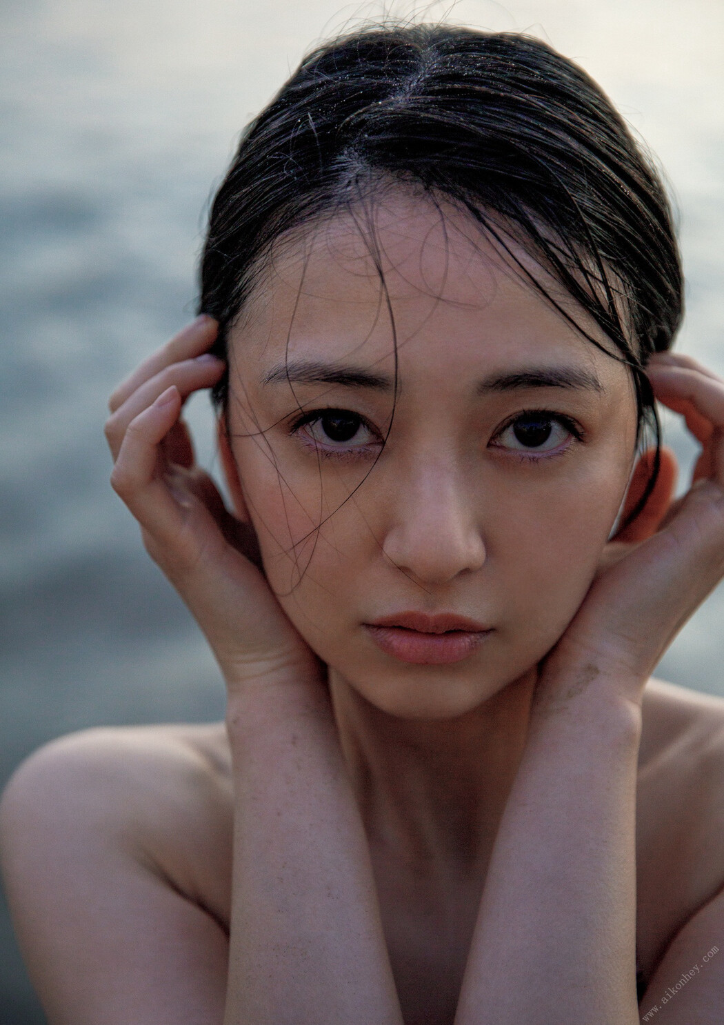 Rina Aizawa 逢沢りな, 電子版だけの特典カットつき 「Gekkan 月刊」 Set.02