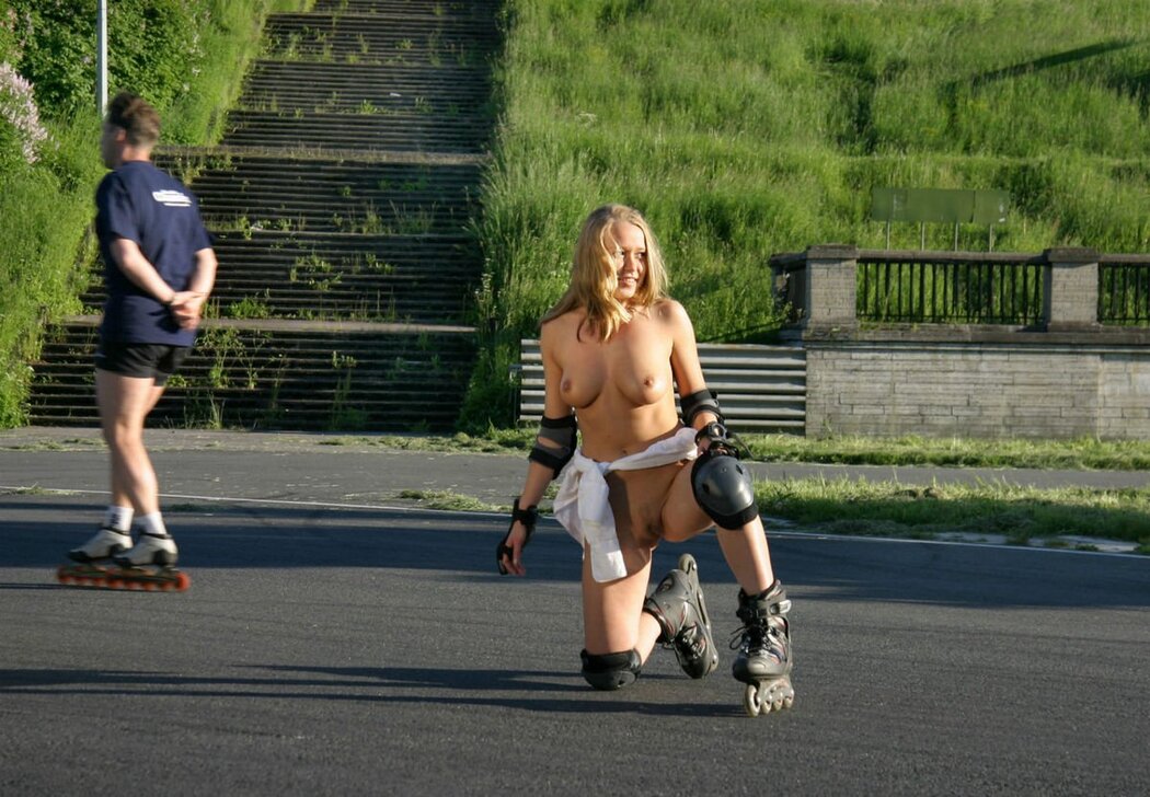 Skater Boobs