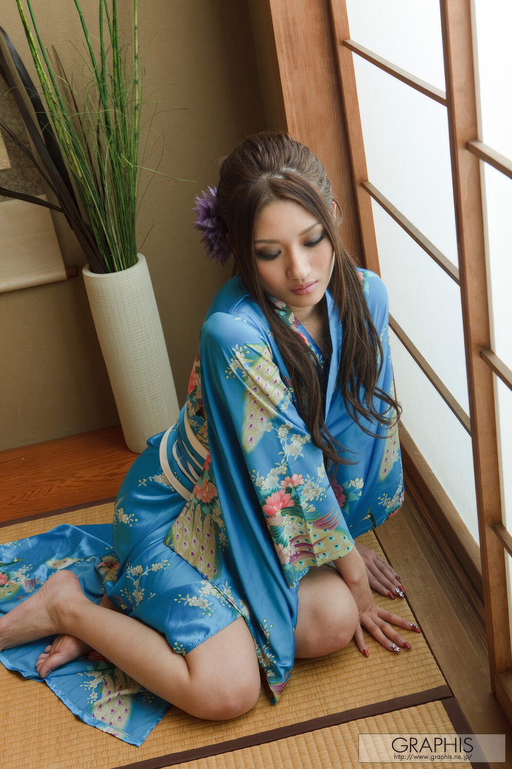 Kazuki Asou 麻生香月, Graphis Limited Edition 2010.01 Cover Photo