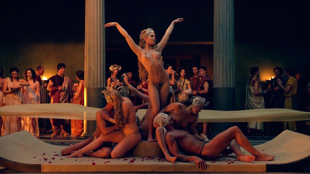Naked Performances