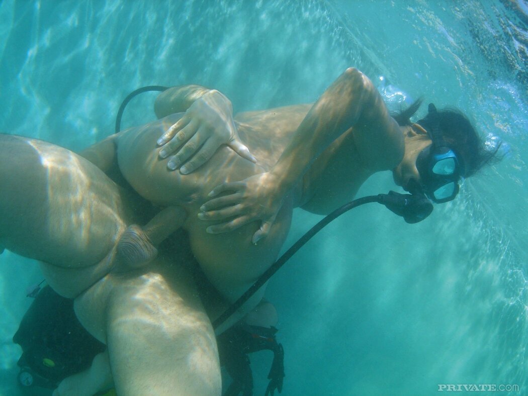 Porno Scuba