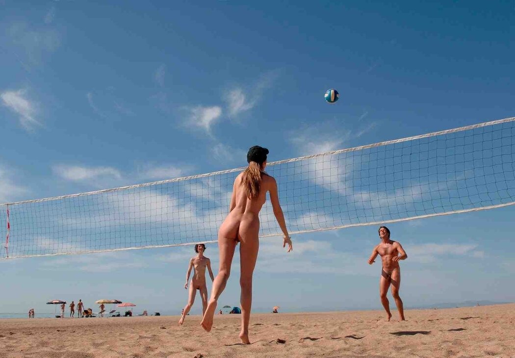 Naked Volleyball
