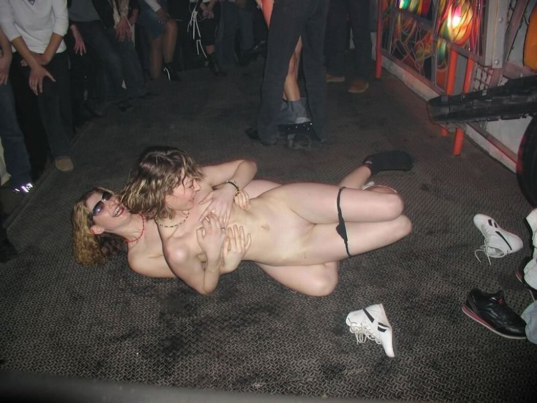 Naked Drunk Girls