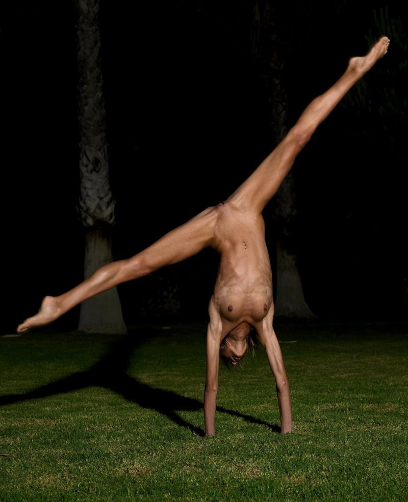 Naked Hands Up