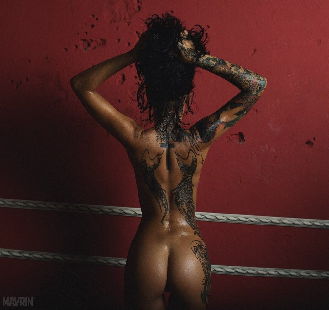 Mavrin Nude