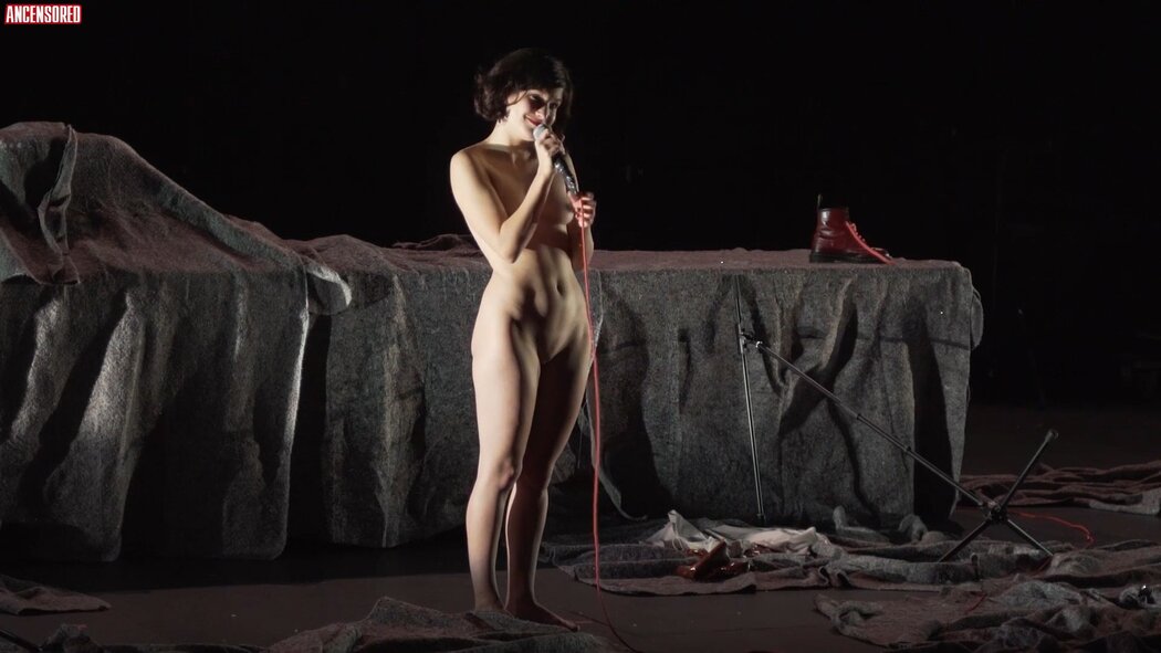 Nude Stage Performances