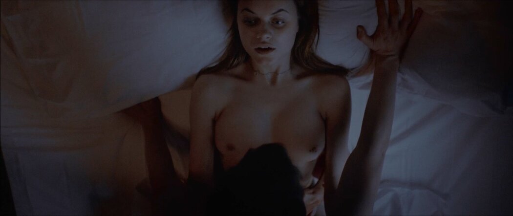 Abigail Breslin Nude