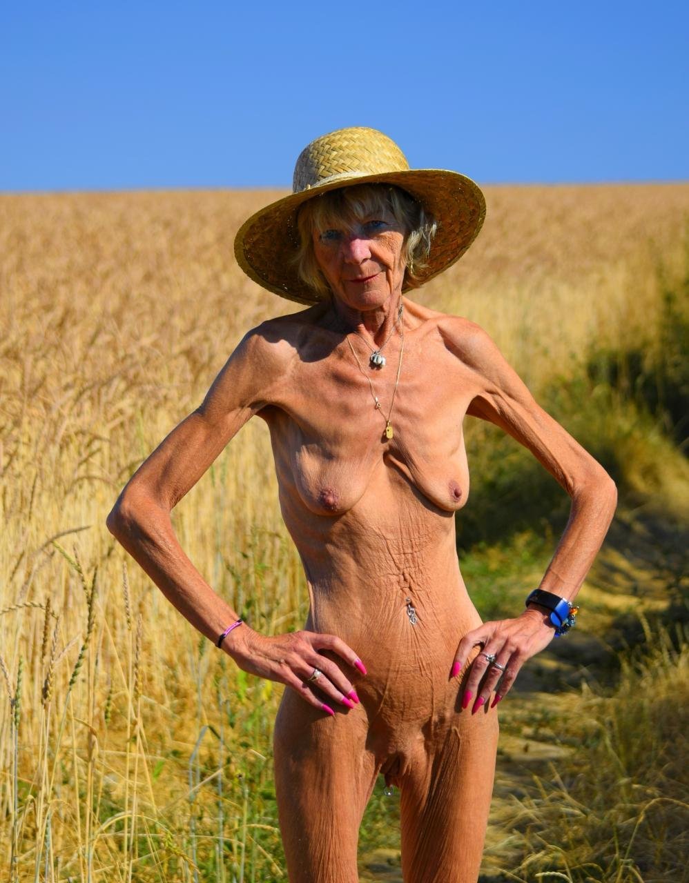 Nudist Grandmothers