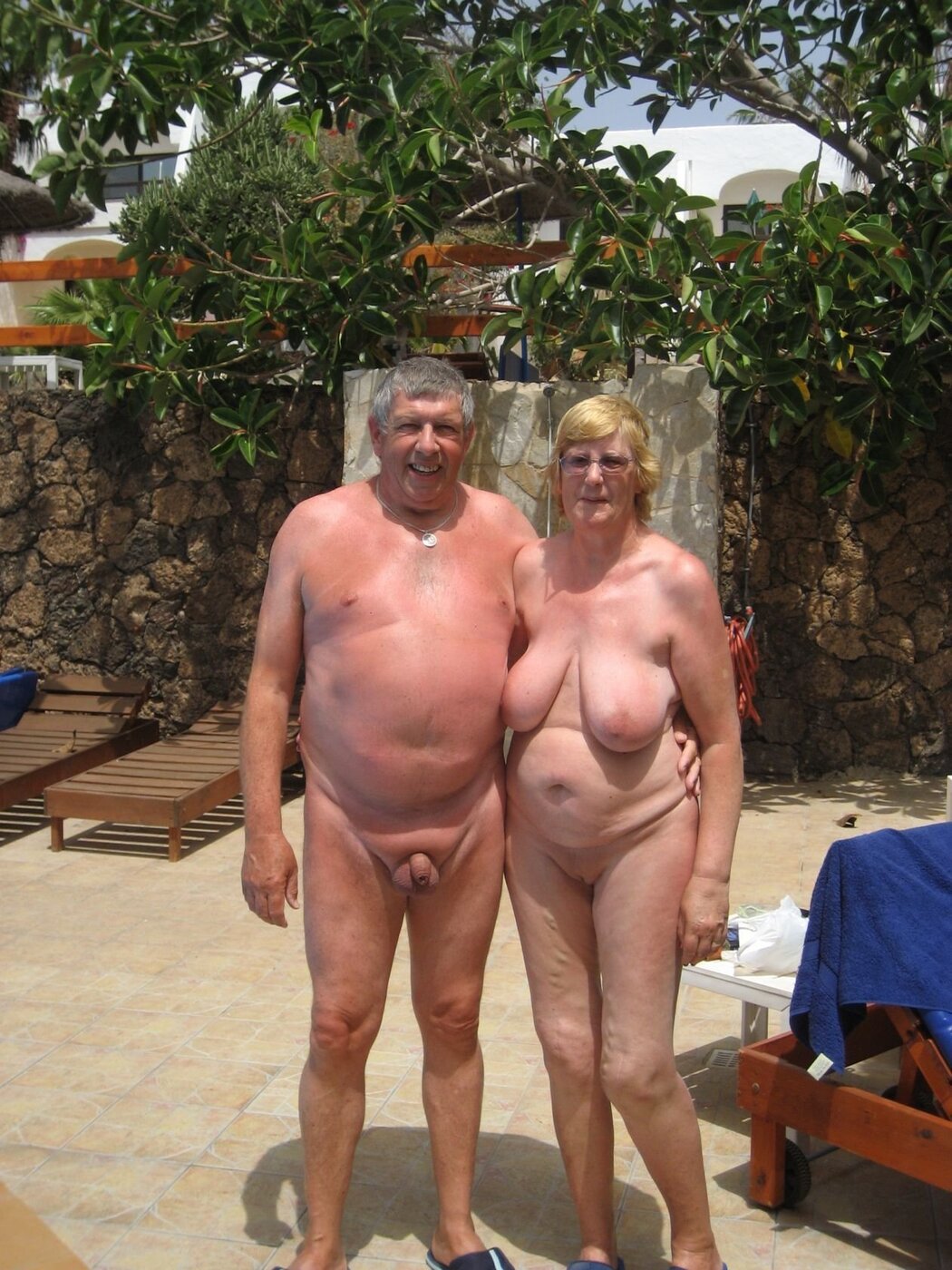 Nudist Grandmothers