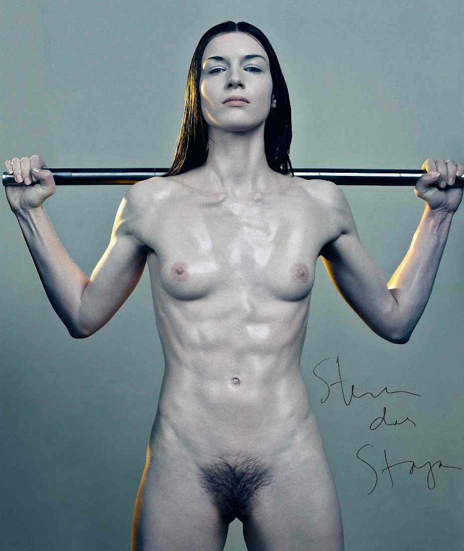 Strong Naked Girls