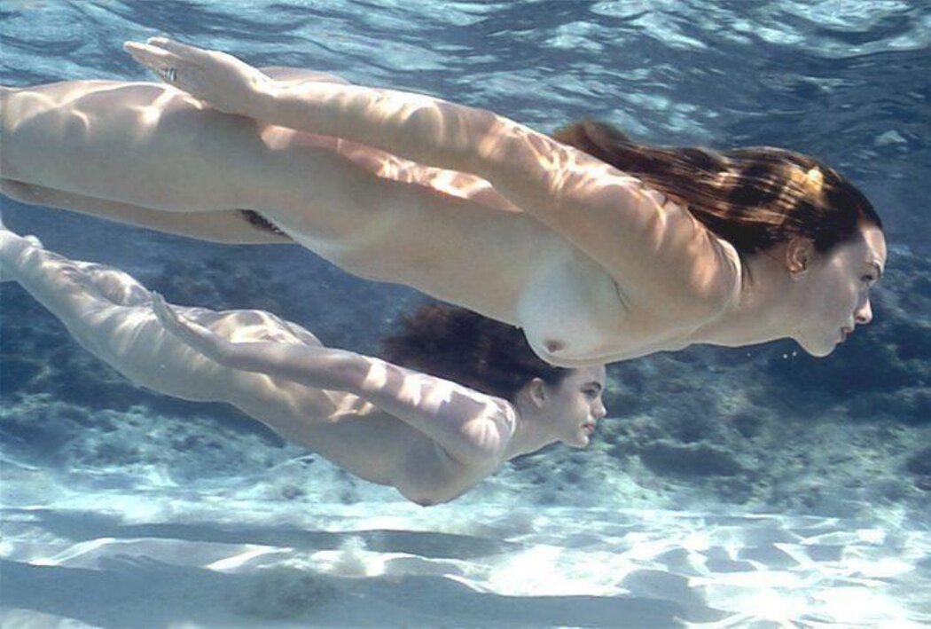 Beautiful Naked Girls In The Water