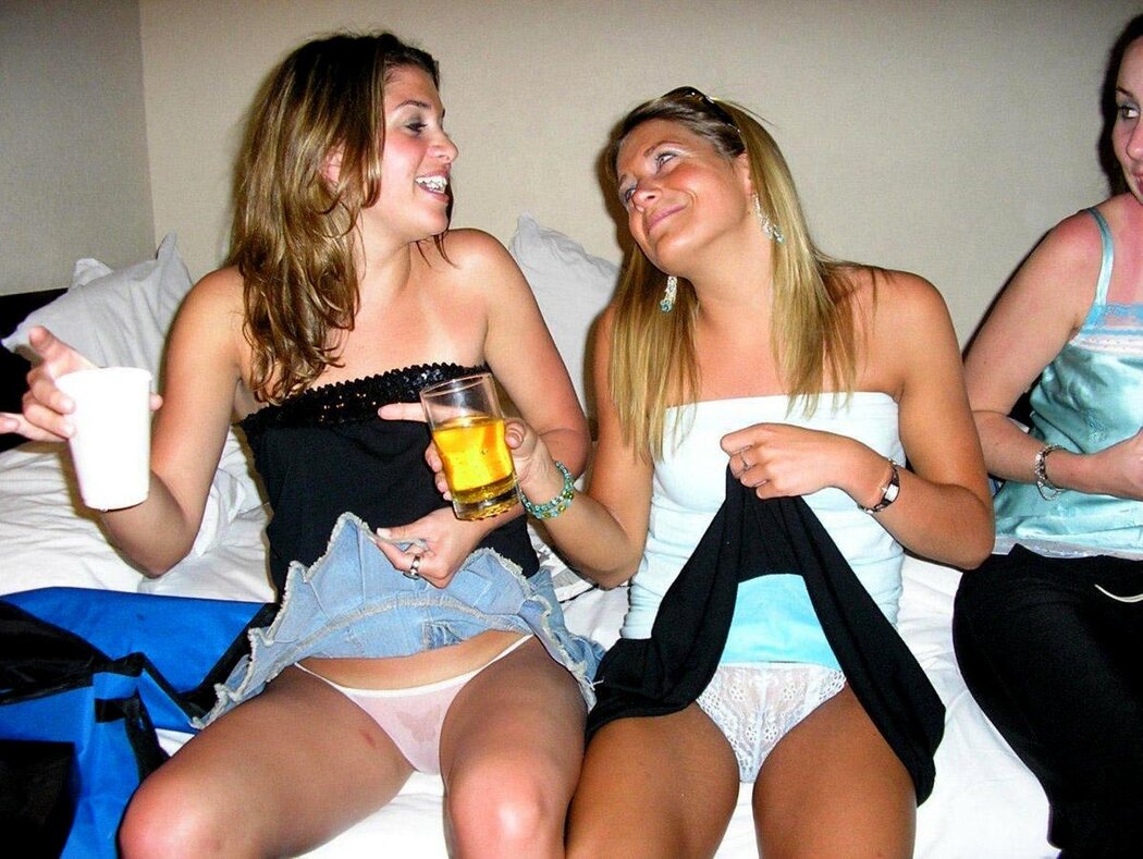 Drunk Girl Flashes