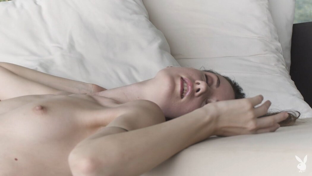 Mia McKenna Bruce Nude