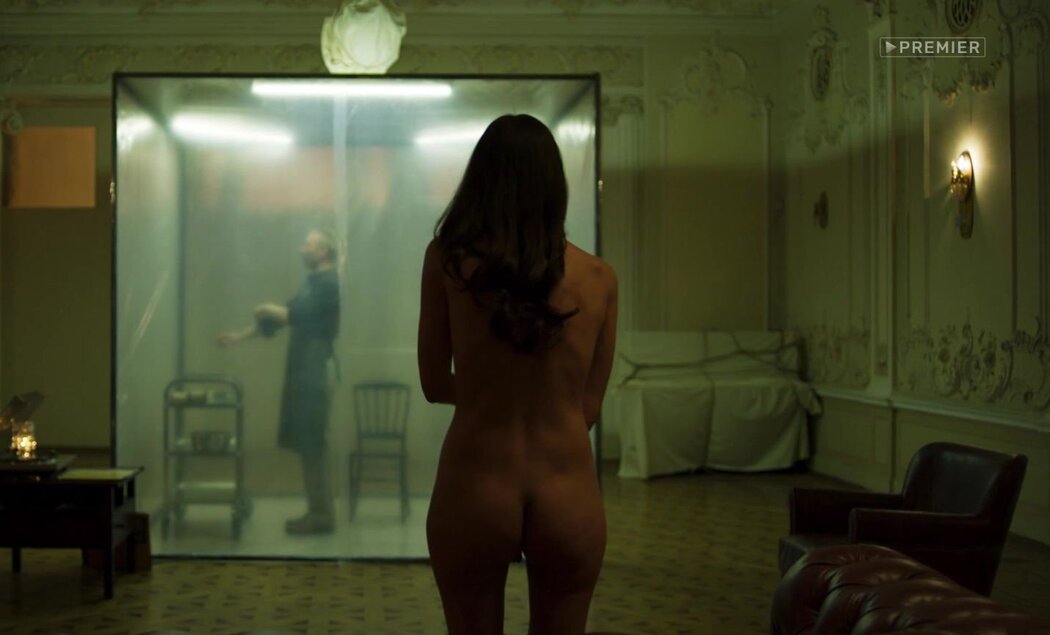 Sabina Akhmedova Nude Cover Photo