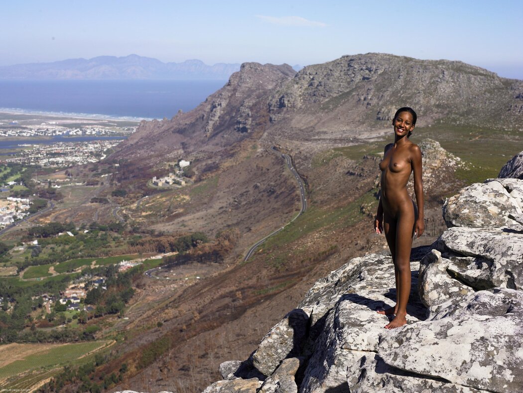 Nude Mountain Girls