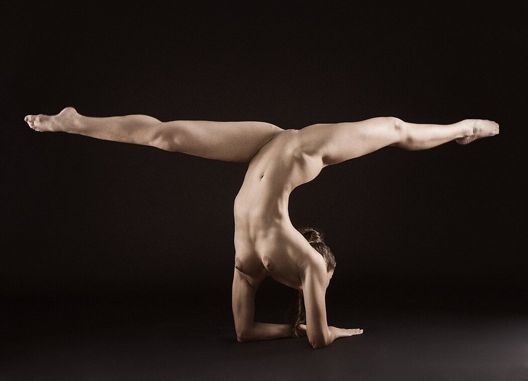 Acrobatics Naked