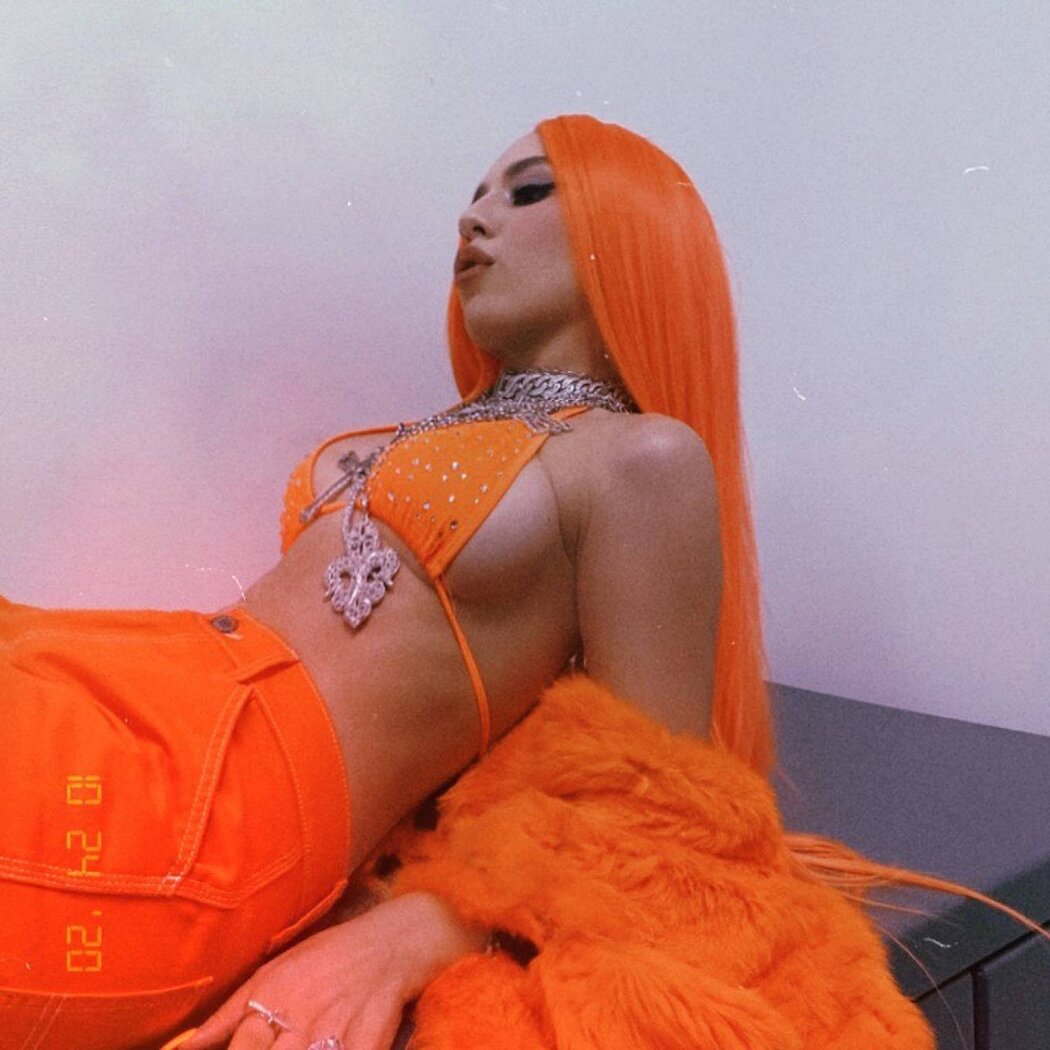 Ava Max Wikifeet