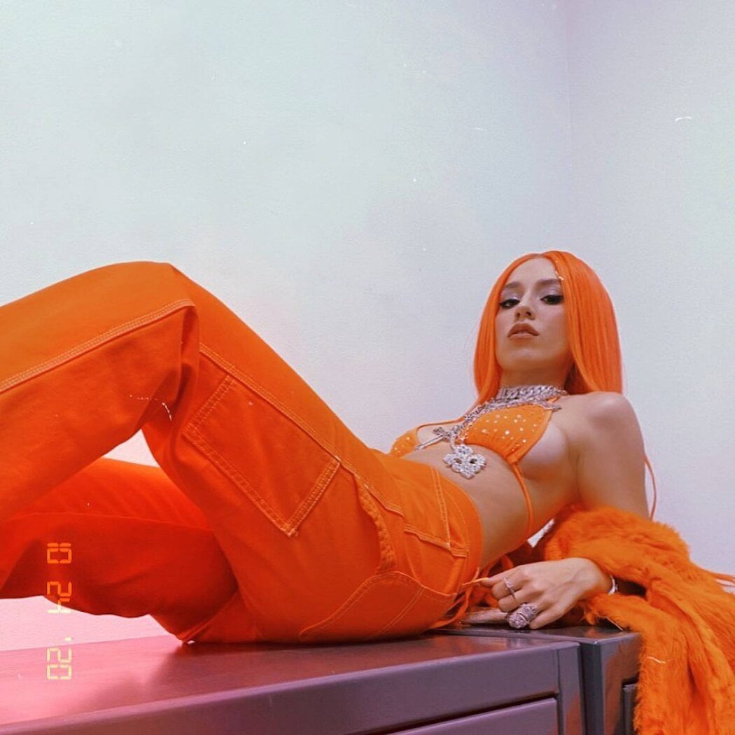 Ava Max Wikifeet