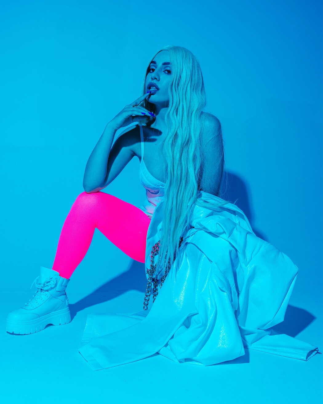 Ava Max Wikifeet