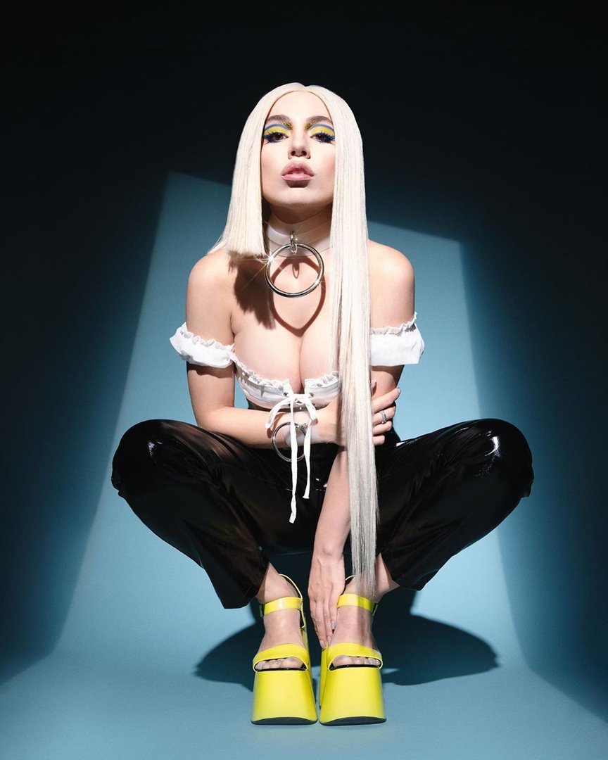 Ava Max Wikifeet