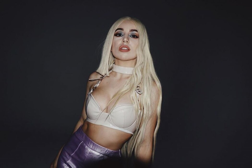 Ava Max Wikifeet