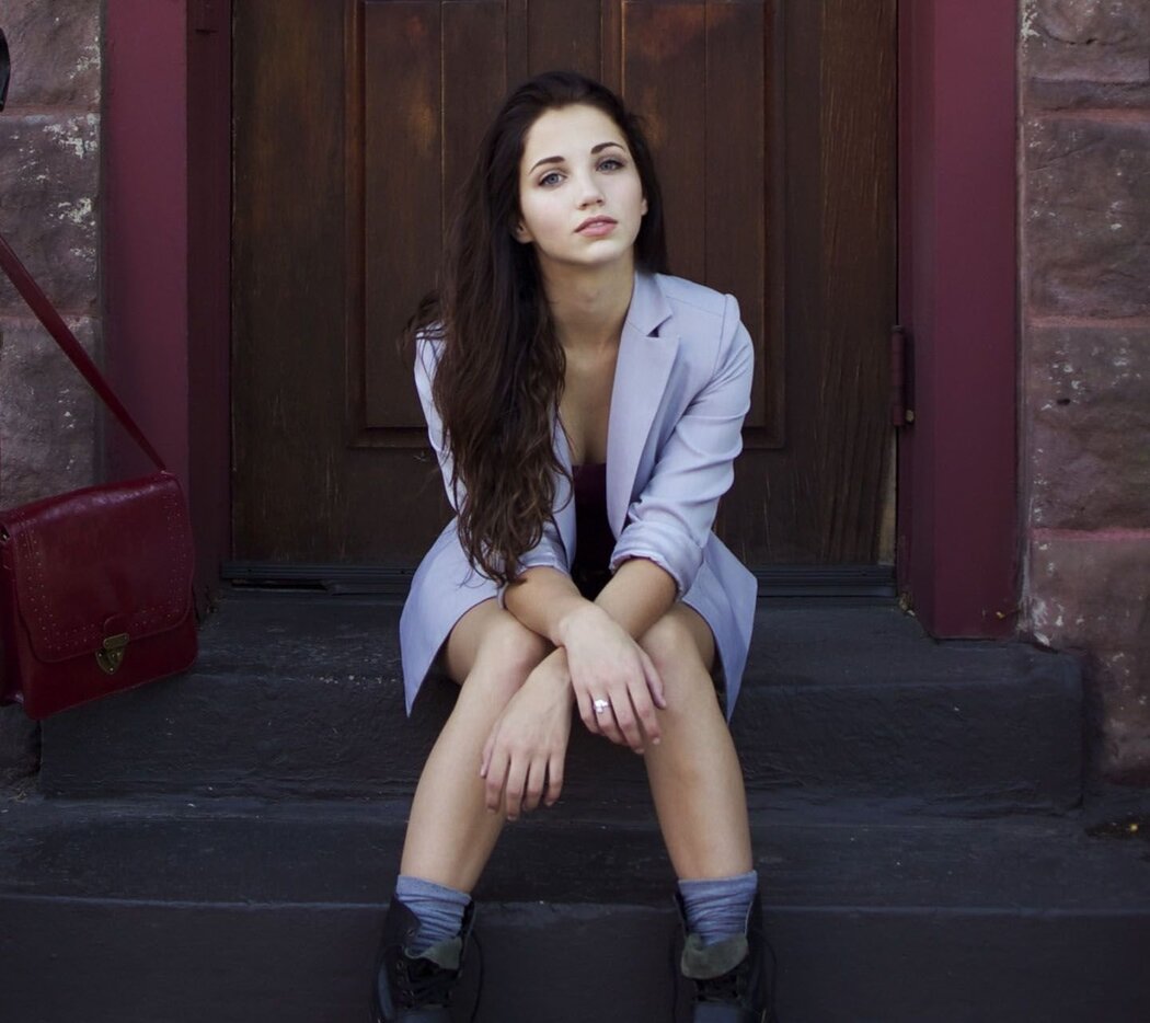 Emily Rudd Wikifeet