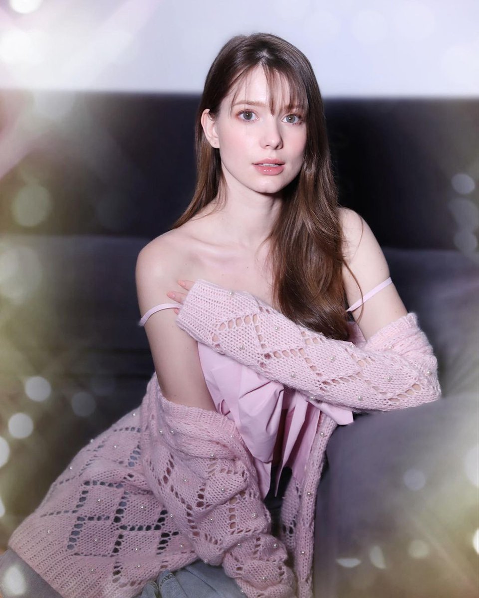 Anastasia Cebulska Weibo