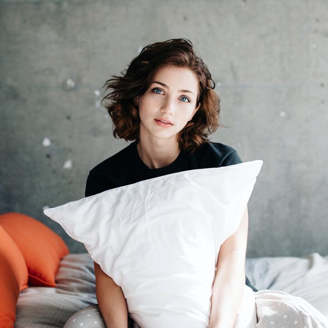 Emily Rudd Wikifeet