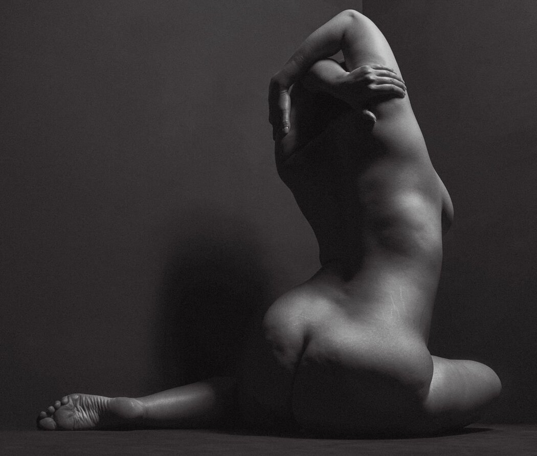 Model Ashley Graham Nude
