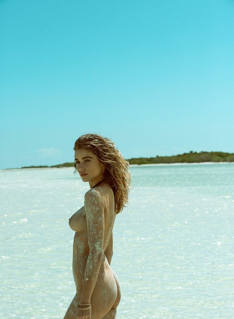 Gabriela Salles Nude