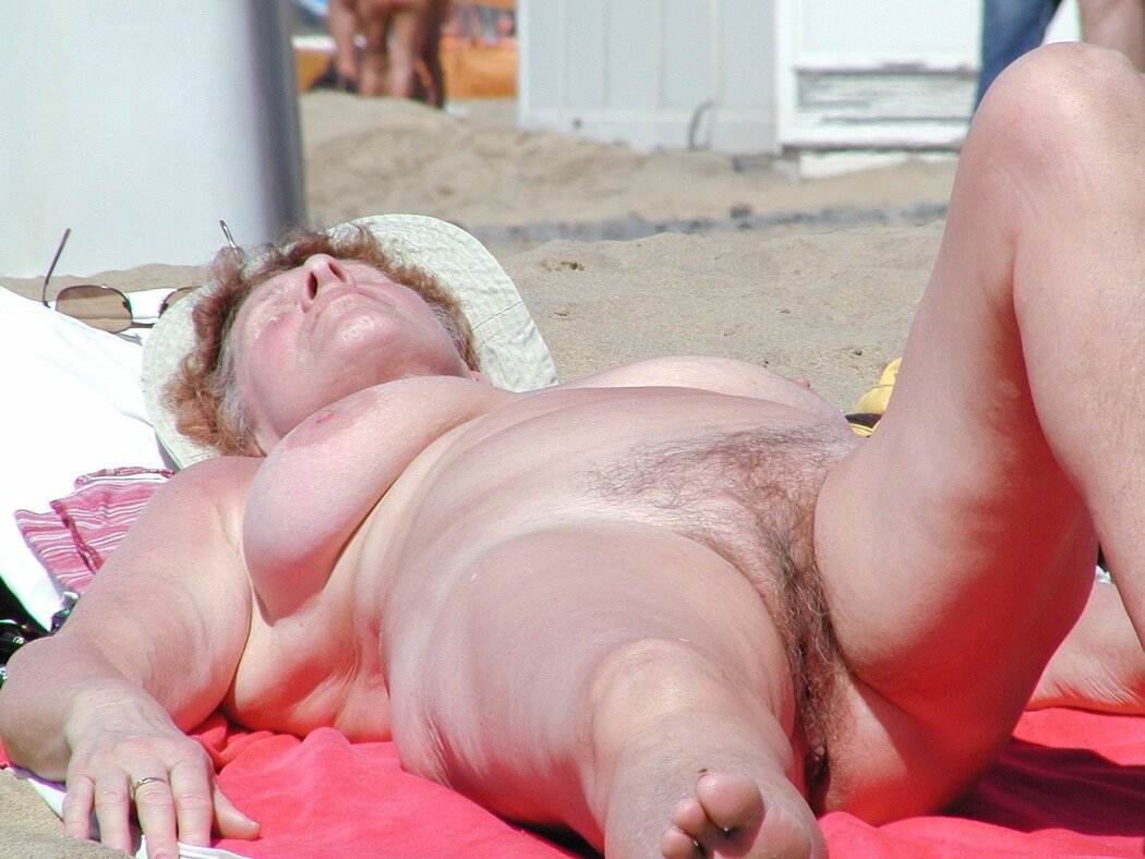 Old Pussy Beach