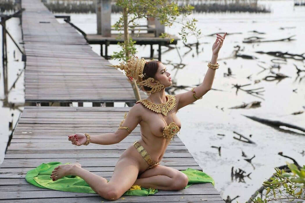 Naked Women Of Thailand