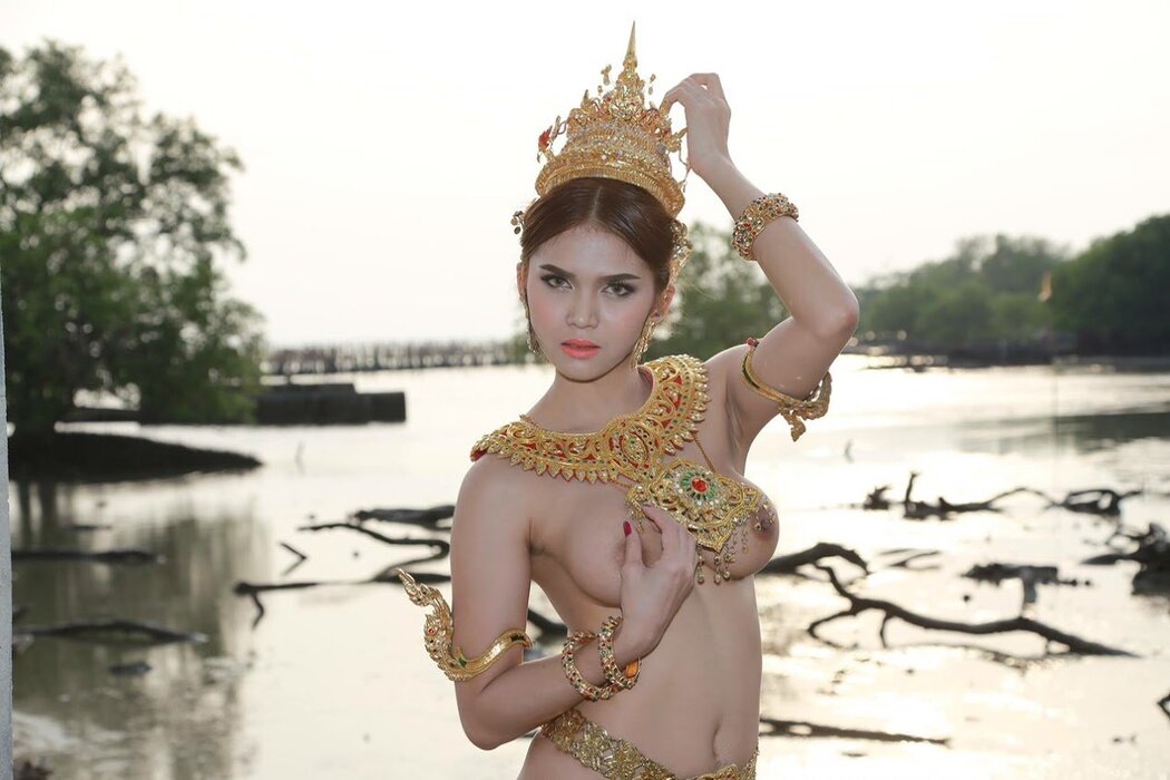 Naked Women Of Thailand