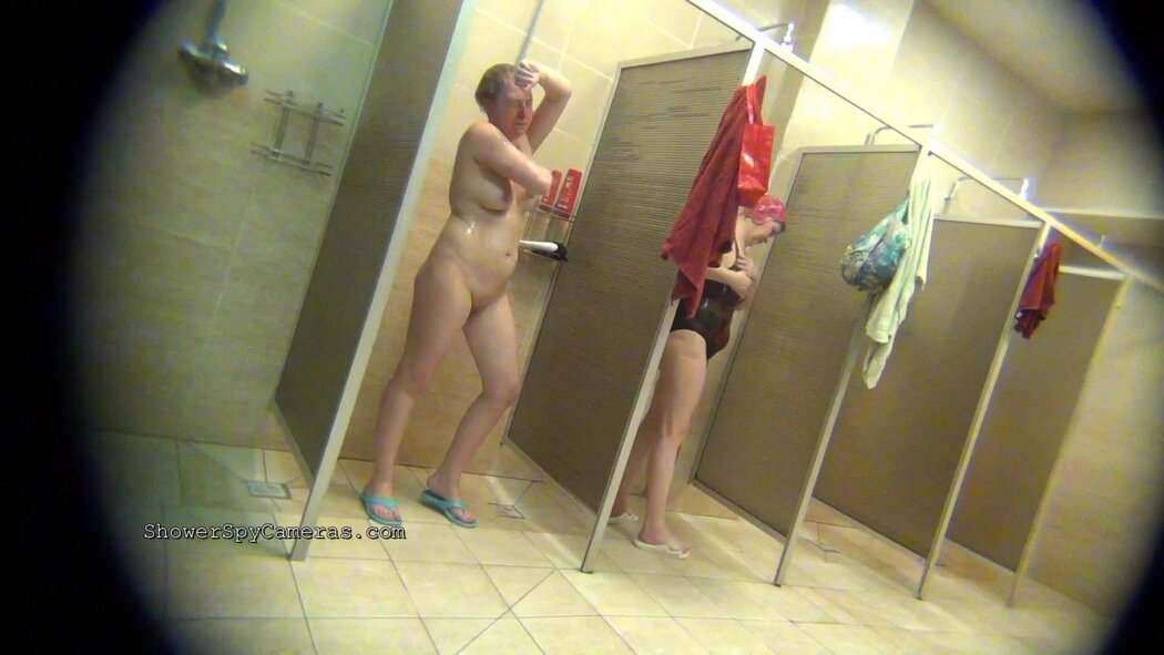 Womens Locker Room Hidden Cam